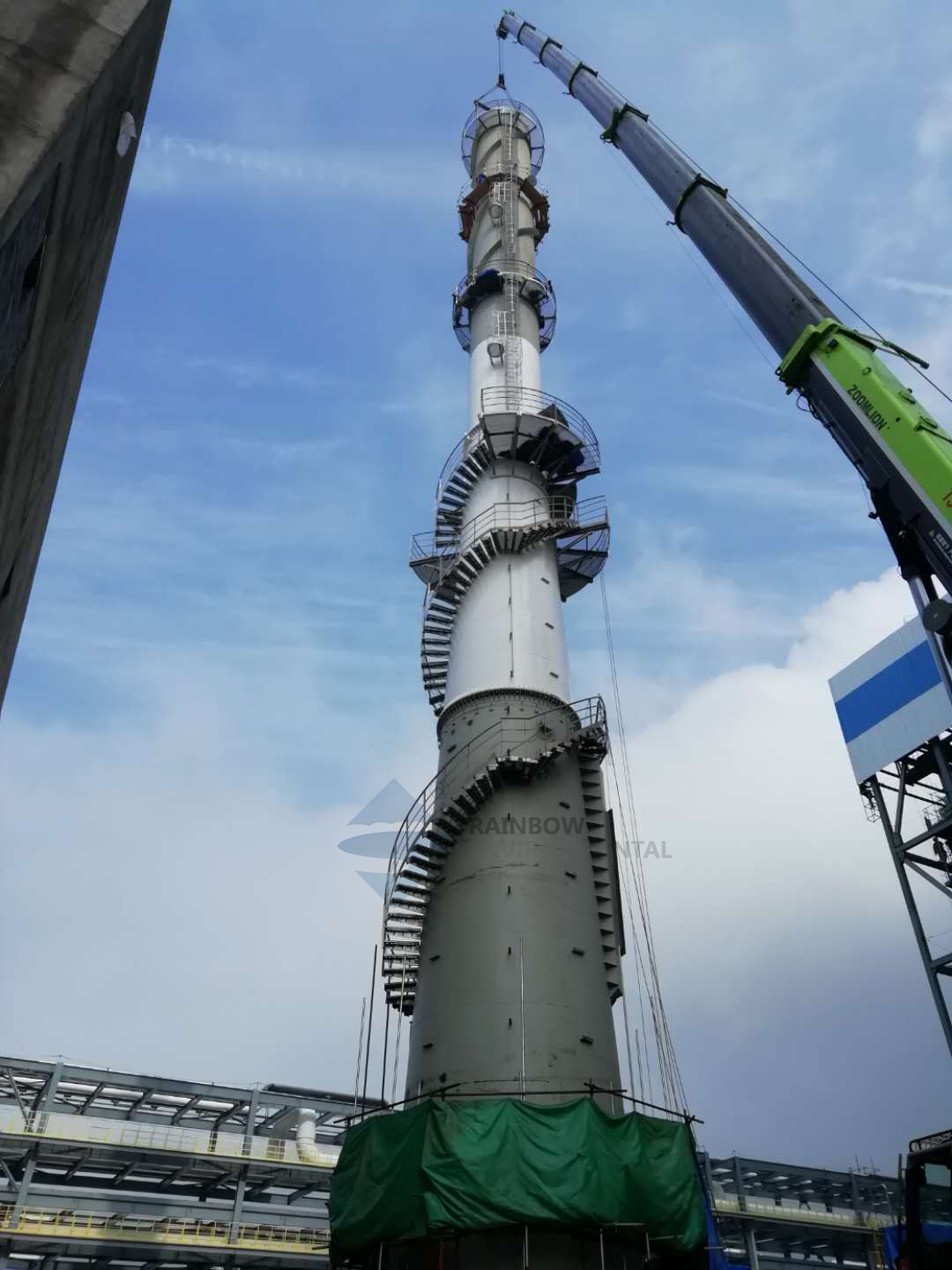 60m Self-Standing Steel Stack